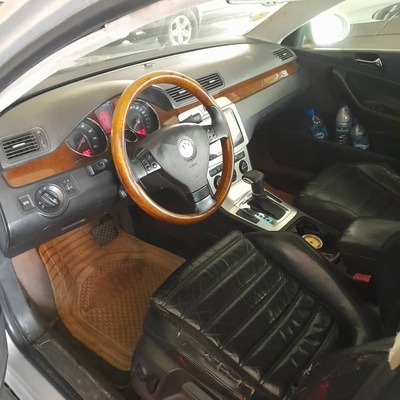 Volkswagen Passat in Lagos
