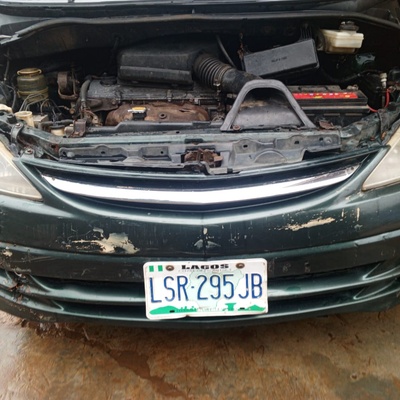 Nigerian Used Toyota Previa 2002 for sale in Ikeja, Lagos