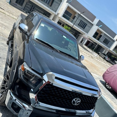 Toyota Tundra 2006 , 1 year used , Lekki Lagos Nigeria