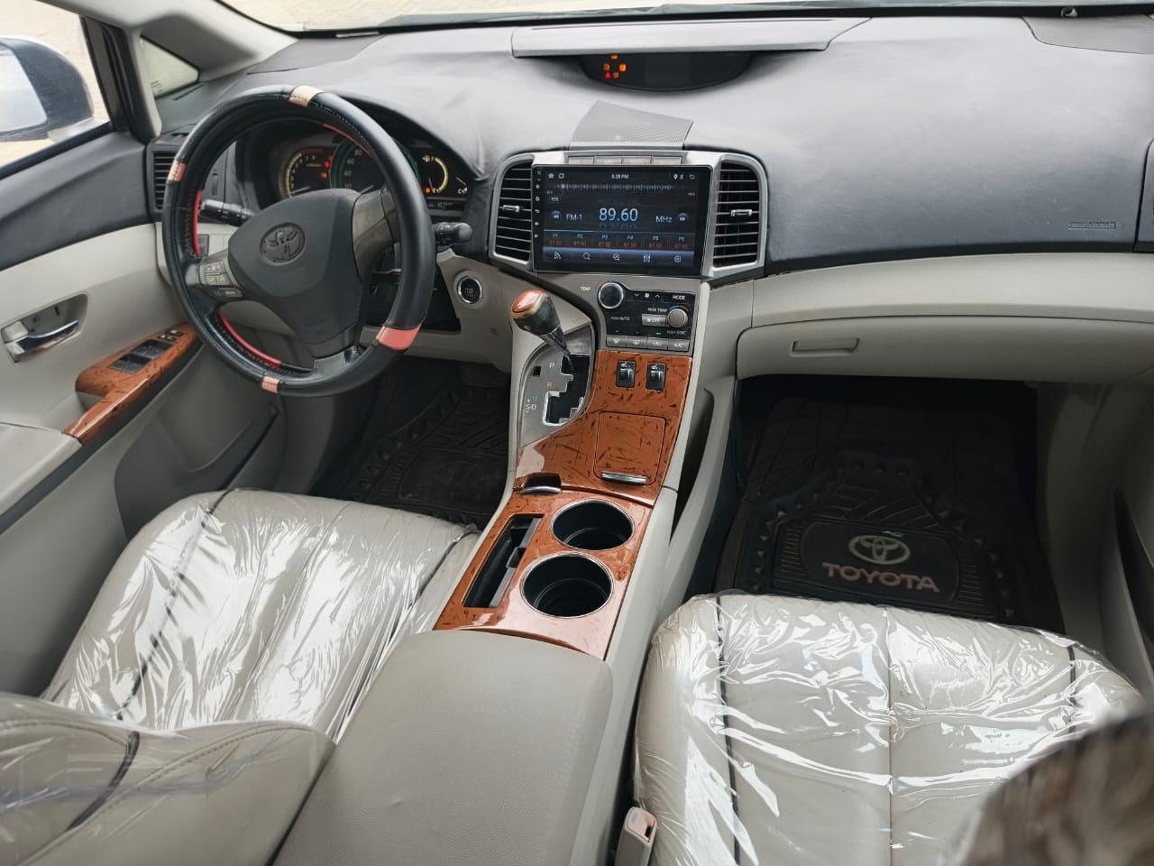 Car Image 5