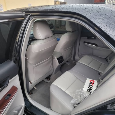 Toyota Camry XLE 2013 for Sell In Lagos
