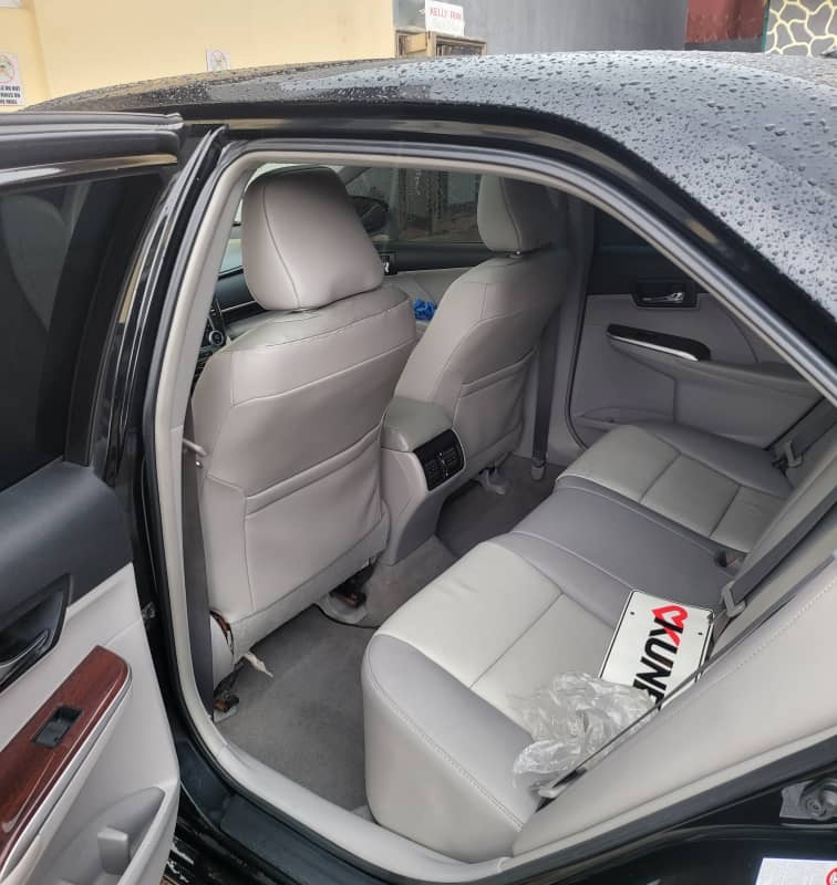 Toyota Camry XLE 2013 for Sell In Lagos image