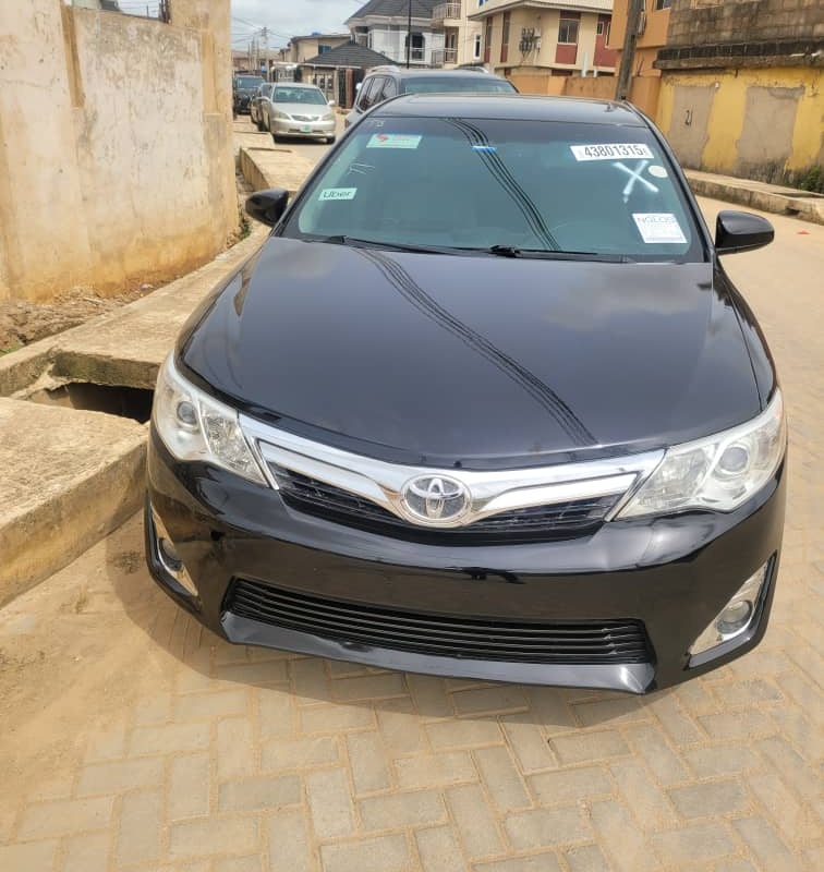 Toyota Camry XLE 2013 for Sell In Lagos image