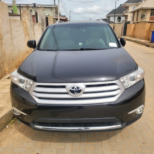 Foreign Used Toyota Highlander 2013 for sell In Lagos
