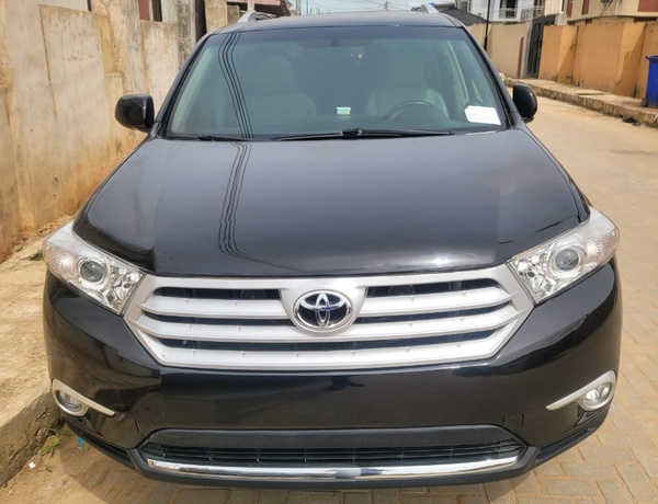 Foreign Used Toyota Highlander 2013 for sell In Lagos