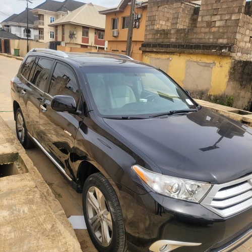Foreign Used Toyota Highlander 2013 for sell In Lagos