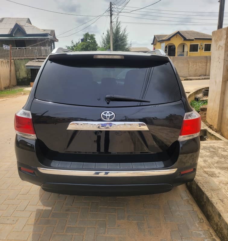 Foreign Used Toyota Highlander 2013 for sell In Lagos image