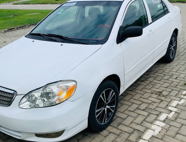 Nigerian Used Toyota Corolla 2004 for Sell In Ajah Lagos