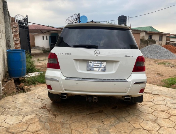  Foreign Used Mercedes Benz GLK350, 2010 model for Sell In Lagos