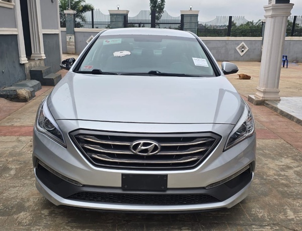 Foreign  Used Hyundai Sonata 2015 for Sell In Lagos