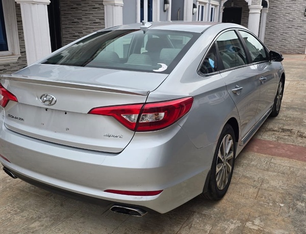 Foreign  Used Hyundai Sonata 2015 for Sell In Lagos