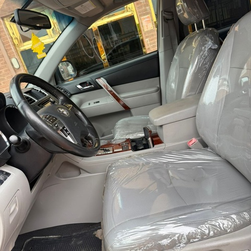2013 Foreign Used Toyota Highlander for Sale In Lagos 