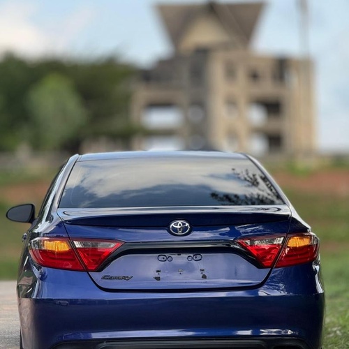 SUPER CLEAN FOREIGN USED TOYOTA CAMRY SE 2016  IN ABUJA