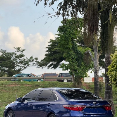 SUPER CLEAN FOREIGN USED TOYOTA CAMRY SE 2016  IN ABUJA