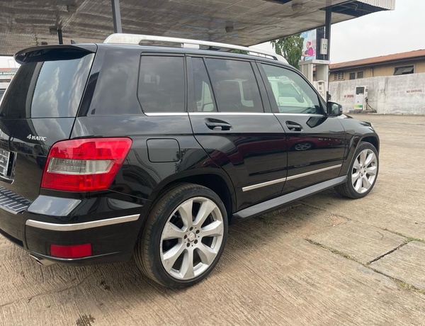 Nigeran used Mercedes Benz GLK 2010 for Sale In Lekki Lagos