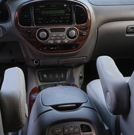 2010 TOKUNBO STANDARD TOYOTA SEQUOIA for sale in Lagos
