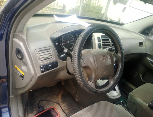 Nigerian Used Hyundai Tucson 2006 for sale in Oyo state