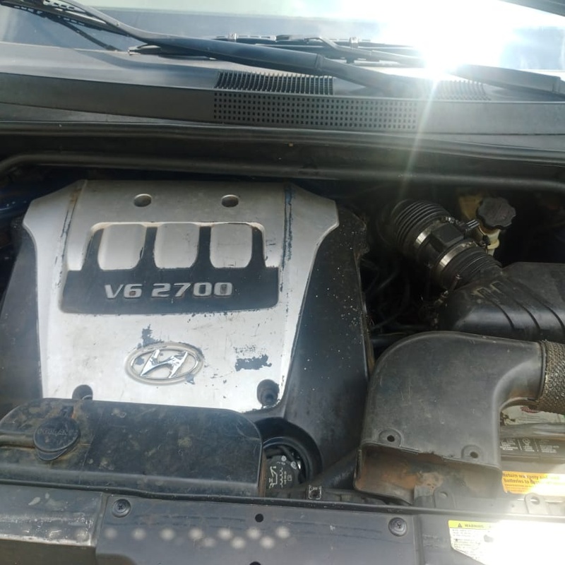 Nigerian Used Hyundai Tucson 2006 for sale in Oyo state image