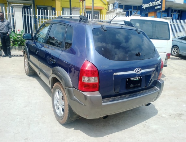 Nigerian Used Hyundai Tucson 2006 for sale in Oyo state