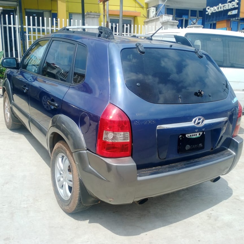 Nigerian Used Hyundai Tucson 2006 for sale in Oyo state image
