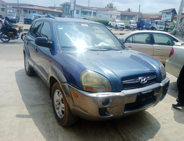 Nigerian Used Hyundai Tucson 2006 for sale in Oyo state