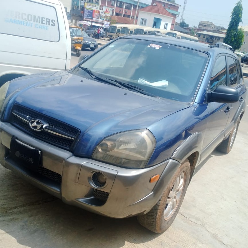 Nigerian Used Hyundai Tucson 2006 for sale in Oyo state image