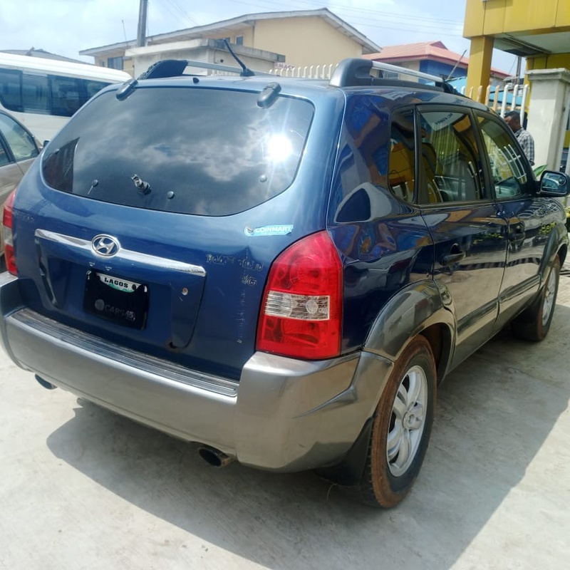 Nigerian Used Hyundai Tucson 2006 for sale in Oyo state image