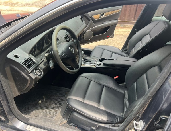 Mercedez Benz C250 2011 model for sale in lagos state