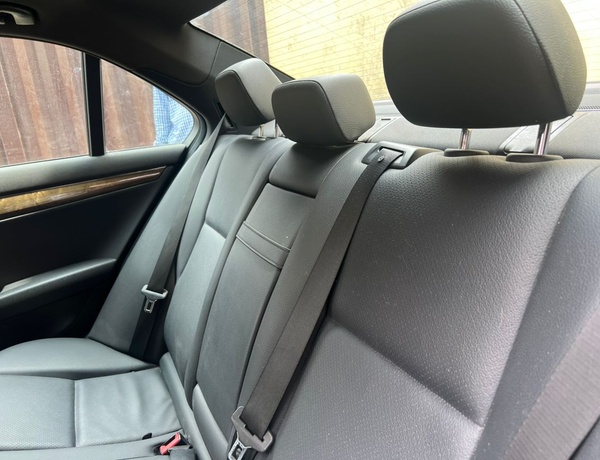 Mercedez Benz C250 2011 model for sale in lagos state