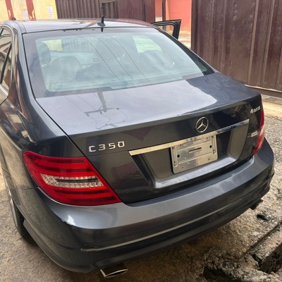 Mercedez Benz C250 2011 model for sale in lagos state