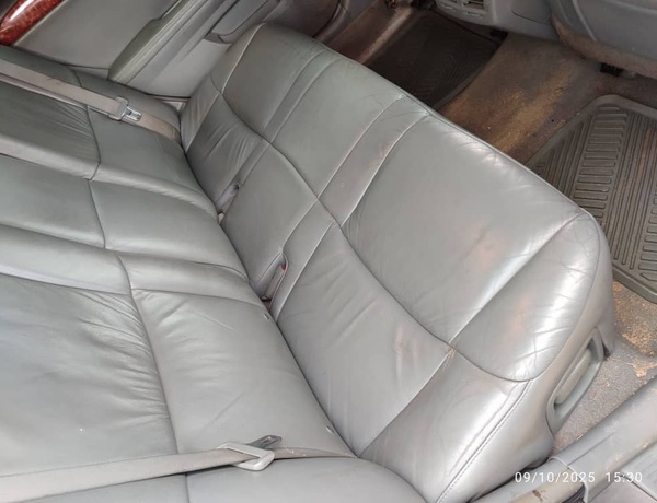 Nigerian Used Toyota Avalon 2006 for Sale In Uyo