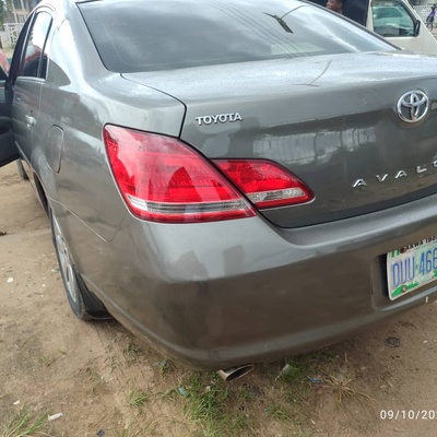 Nigerian Used Toyota Avalon 2006 for Sale In Uyo