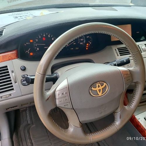Nigerian Used Toyota Avalon 2006 for Sale In Uyo