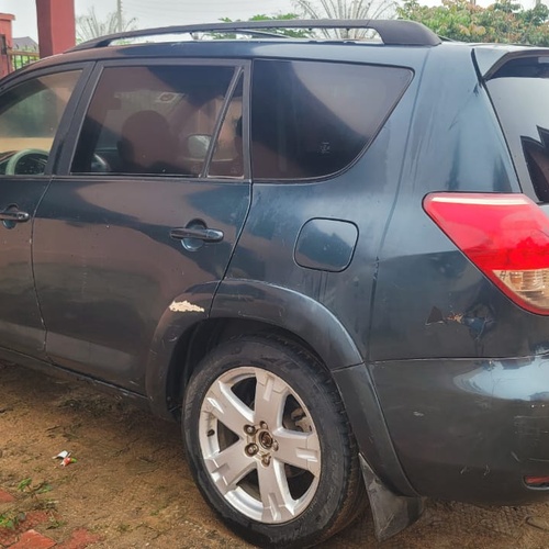 Nigerian Used Toyota RAV4 2007 for sale in Osun state