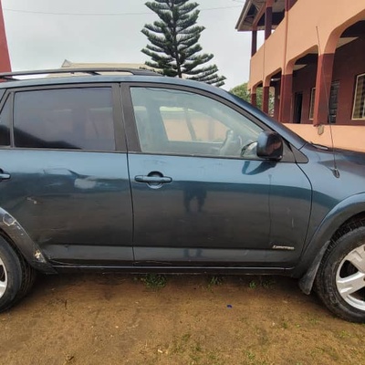 Nigerian Used Toyota RAV4 2007 for sale in Osun state