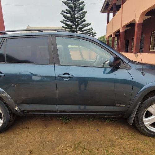 Nigerian Used Toyota RAV4 2007 for sale in Osun state