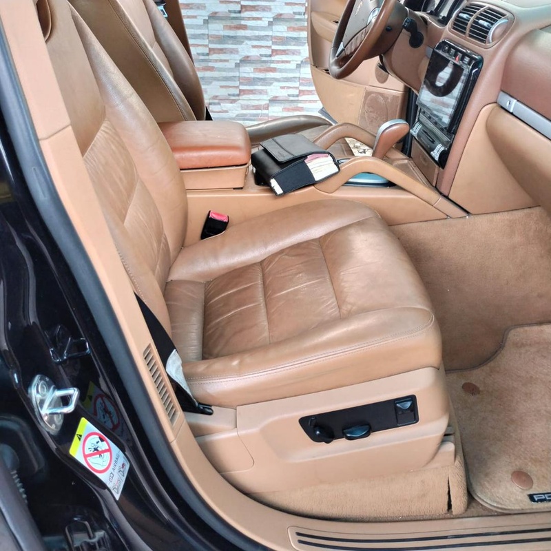 Porsche Cayenne 3.6 Engine V6 2010 model for Sale working perfectly image