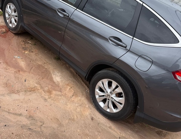 Foreign used Honda CRV 2014 Too clean