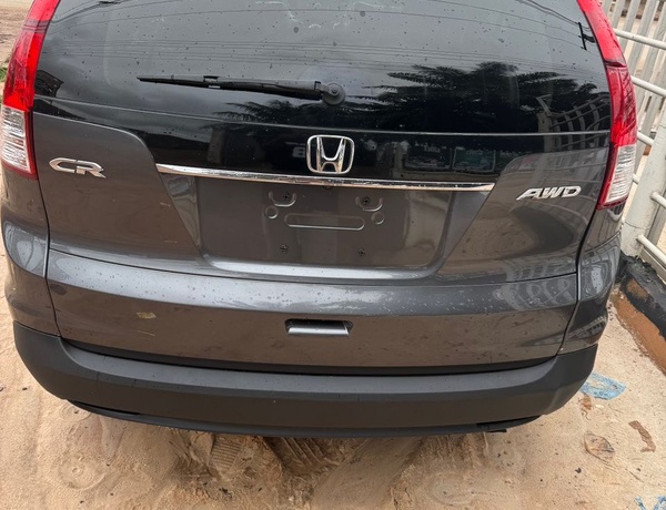 Foreign used Honda CRV 2014 Too clean