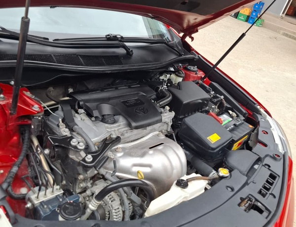 Toyota Camry SE(Extremely clean) 2014 for Sale In Lagos