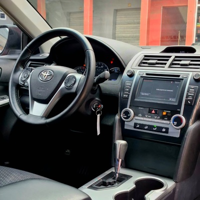 Toyota Camry SE(Extremely clean) 2014 for Sale In Lagos