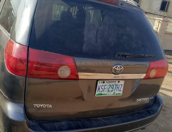 Toyota sienna 2006 for sale In Lagos