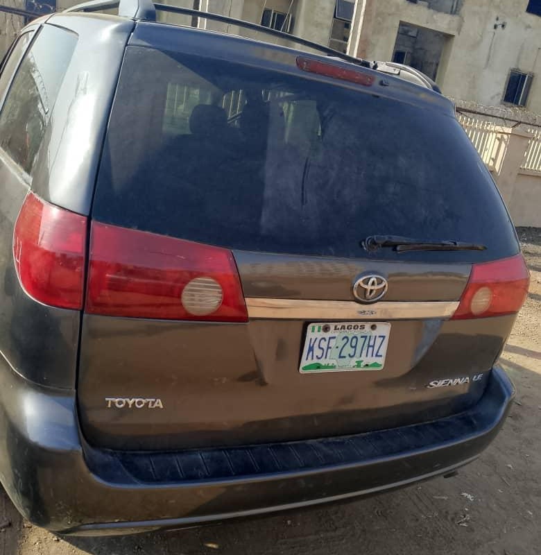 Toyota sienna 2006 for sale In Lagos image