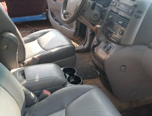 Toyota sienna 2006 for sale In Lagos