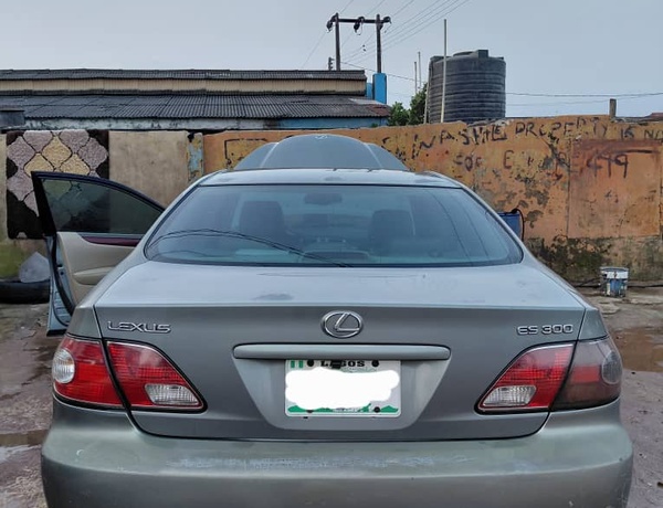 Lexus ES300 2002 for sell In Lagos