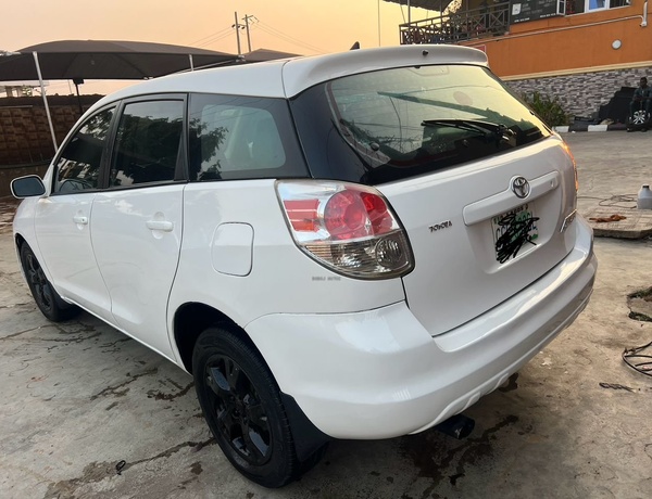 Registered Toyota Matrix 2007 for Sale In  Ishaga, Lagos