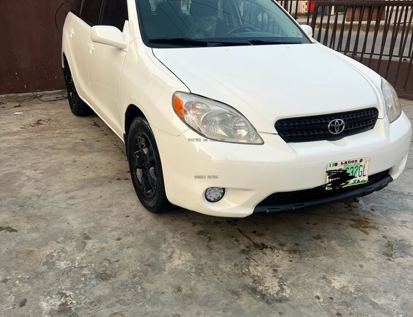 Registered Toyota Matrix 2007 for Sale In  Ishaga, Lagos