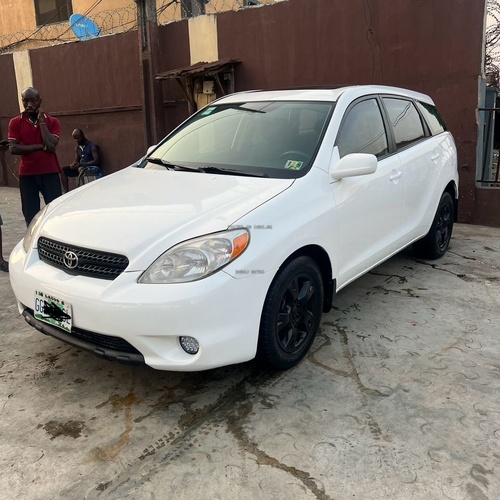 Registered Toyota Matrix 2007 for Sale In  Ishaga, Lagos