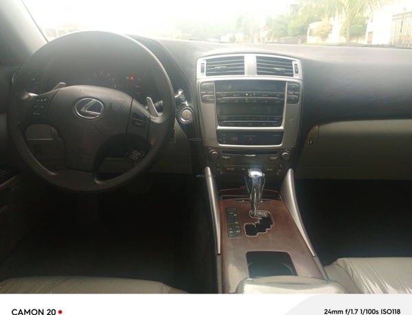 2006 Upgraded to 2015 Lexus IS250 for Sale In Abuja