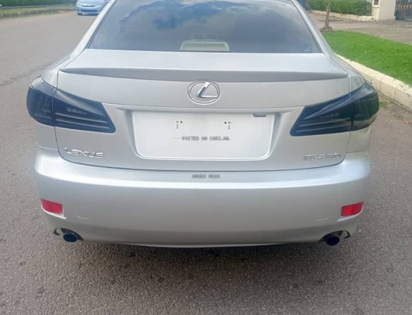 2006 Upgraded to 2015 Lexus IS250 for Sale In Abuja